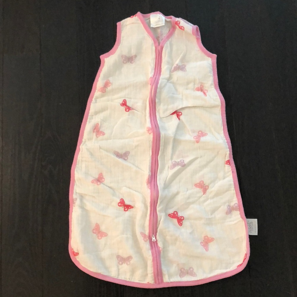 Like new Aiden & Anais sleep sack - med 6-12 mth